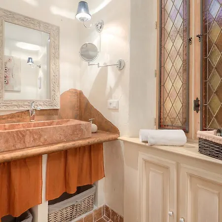 Charming House Апартаменты