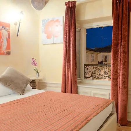 Charming House Апартаменты *